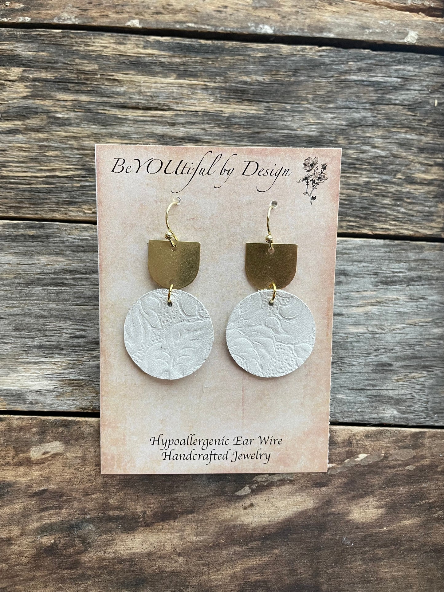 Leather Circle-White Earrings w/ Raw Brass Connector