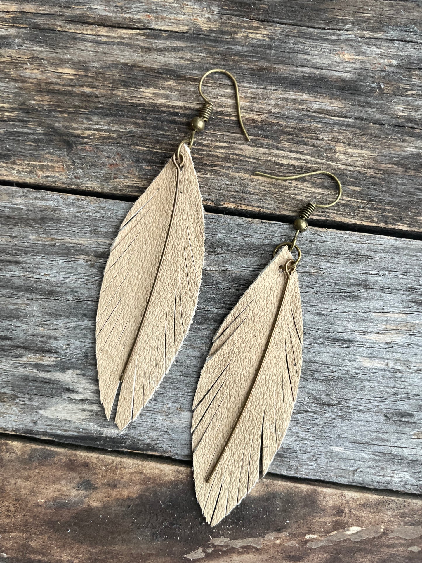 Leather Feather Earrings w/ Antique Bronze Eyepin